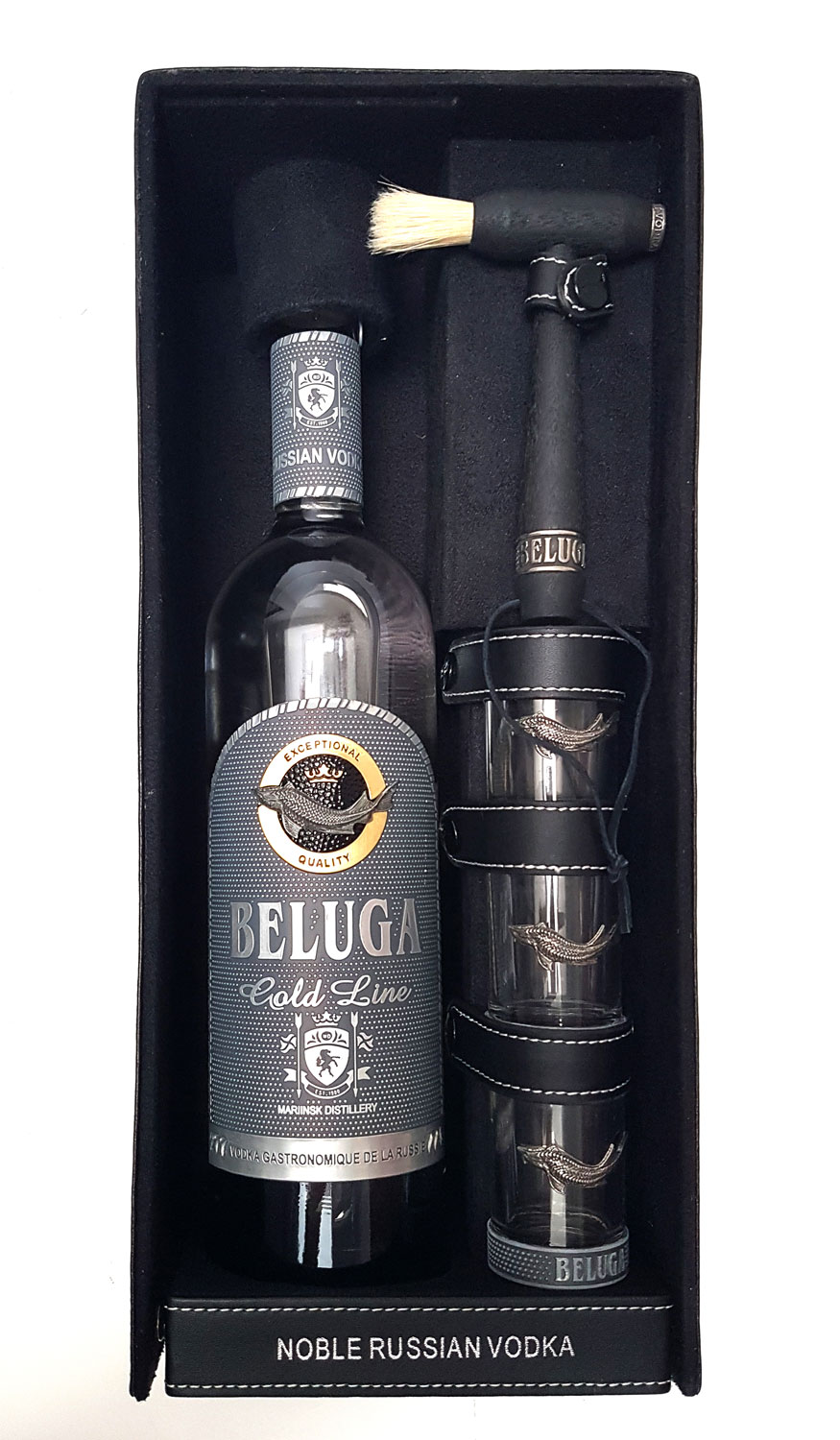 Beluga Gold Line Geschenkset in Leder - Beluga Gold Line Vodka 0,7l 700ml (40% Vol) + 3x Shot-Gläser