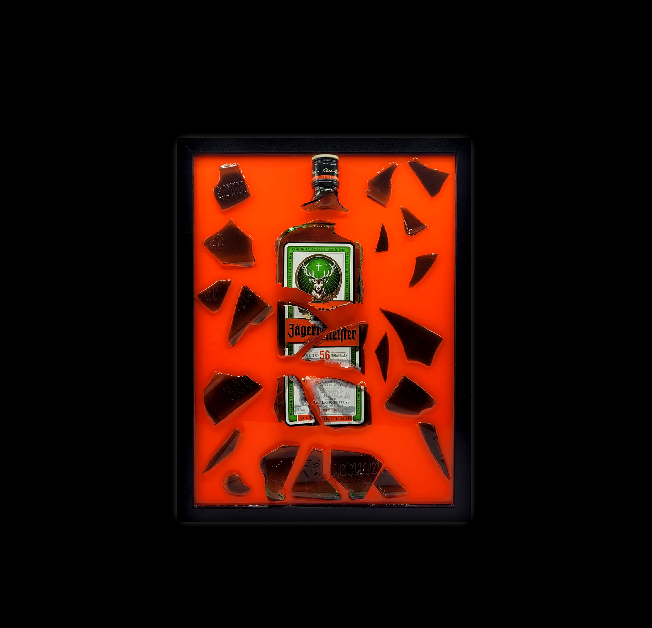 Handgefertigtes Wandbild aus Jägermeister Flasche - limited Edition - Unikat / verschiedene Designs - Fan Artikel Scherbenbild 32cm x 42cm 