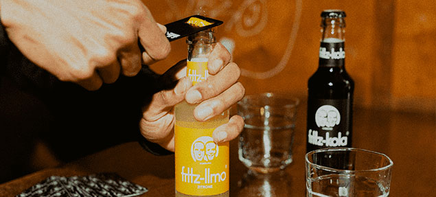 Fritz-Limo Zitrone 18er Set Zitronen Limonade 18x 0,33L inkl. Pfand MEHRWEG mit Mixcompany Grußkarte