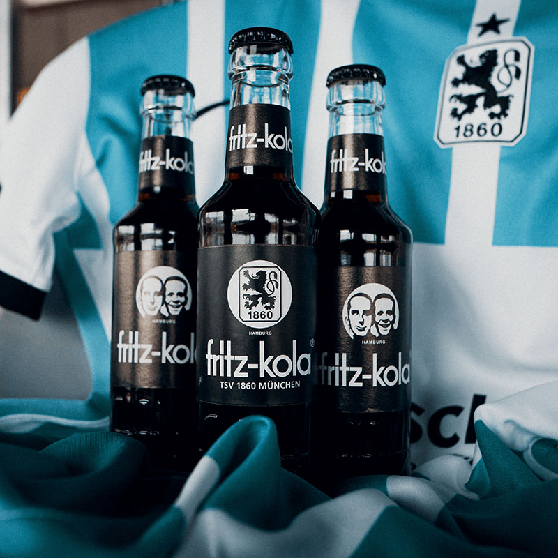 Fritz-Kola 18er Set Fritz Kola 18x 0,33L inkl. Pfand MEHRWEG mit Mixcompany Grußkarte