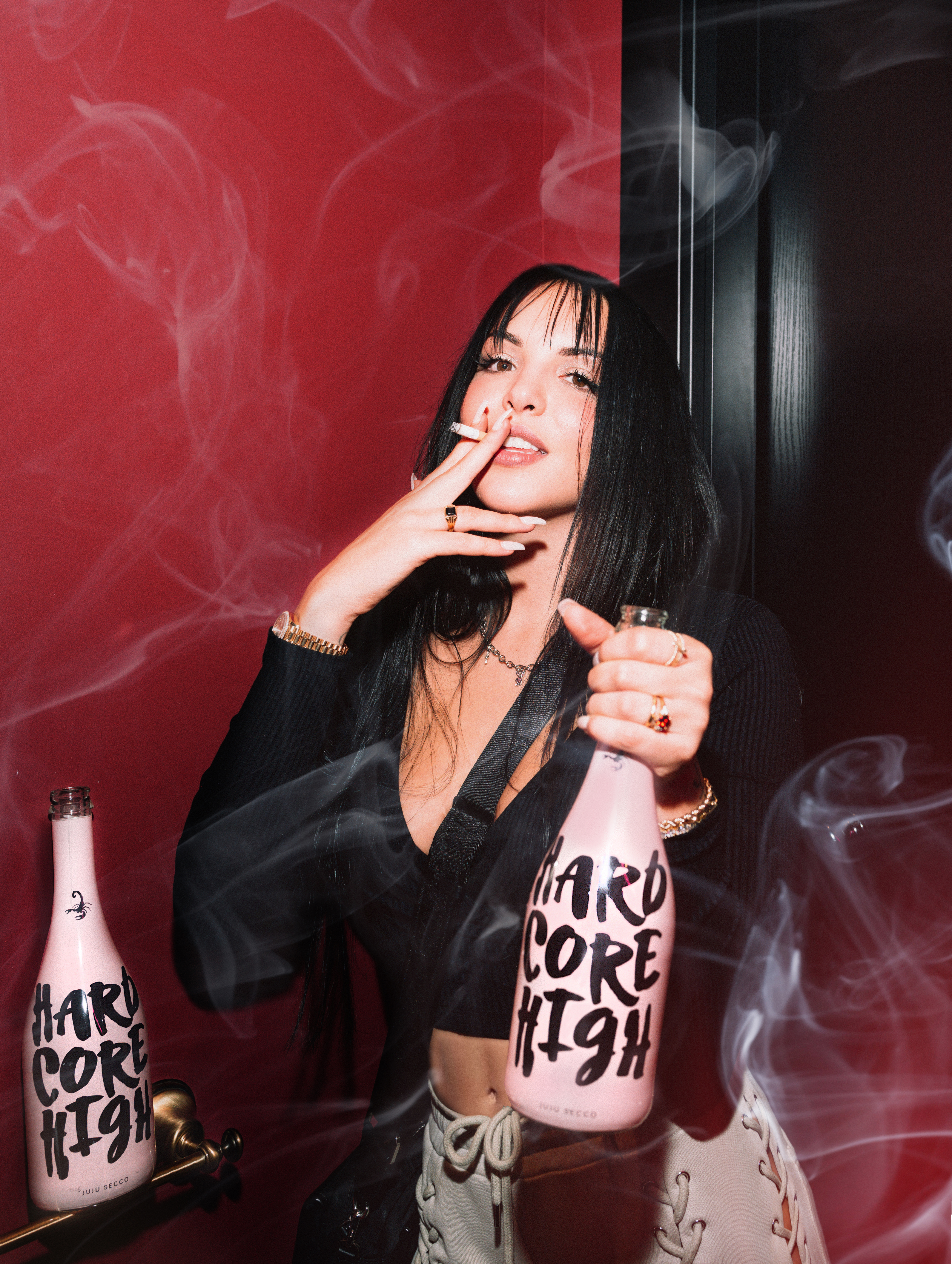Juju Pfirsich Secco Hardcore High 0,75L (5,5% Vol) mit digitalisierter Autogrammkarte Secco mit Pfirsich Geschmack - [Enthält Sulfite]