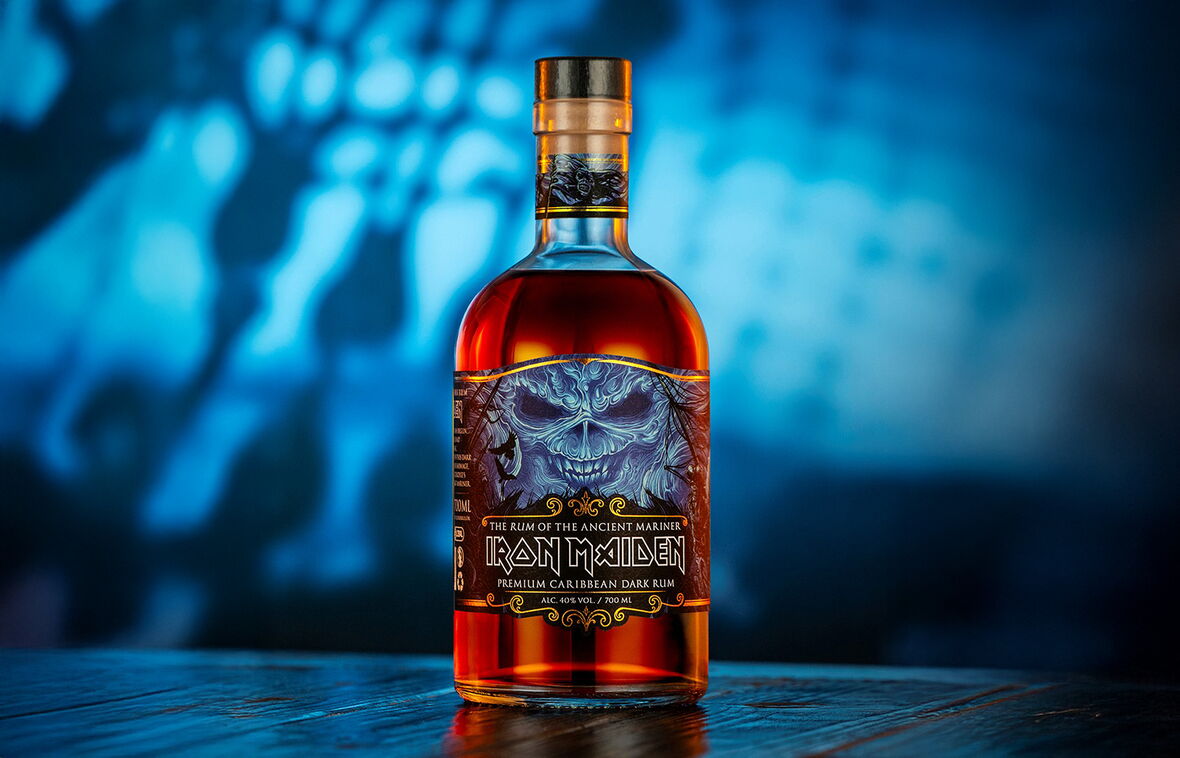 Iron Maiden Premium Caribbean Dark Rum – 0,7 L – 40 % Vol. – The Rum of the Ancient Mariner- [Enthält Sulfite]