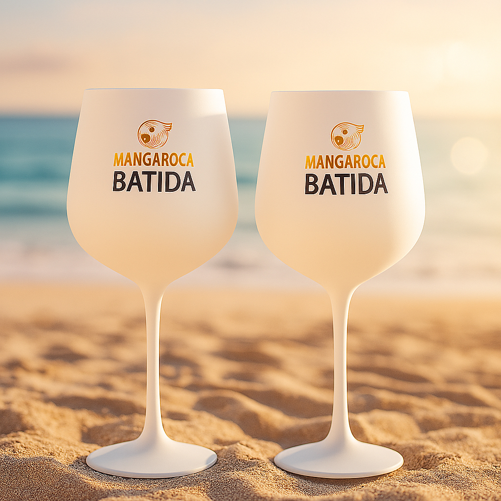 Mangaroca Batida 2er-Set Ballongläser Weiß – Mattes Cocktailglas Set mit Logo – Perfekt für Batida de Coco & Sommerdrinks