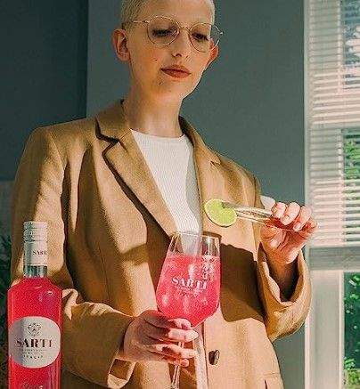 Sarti Rosa 0,7L (14% Vol) Sarti Italia Aperitif Mailand Italien- [Enthält Sulfite]