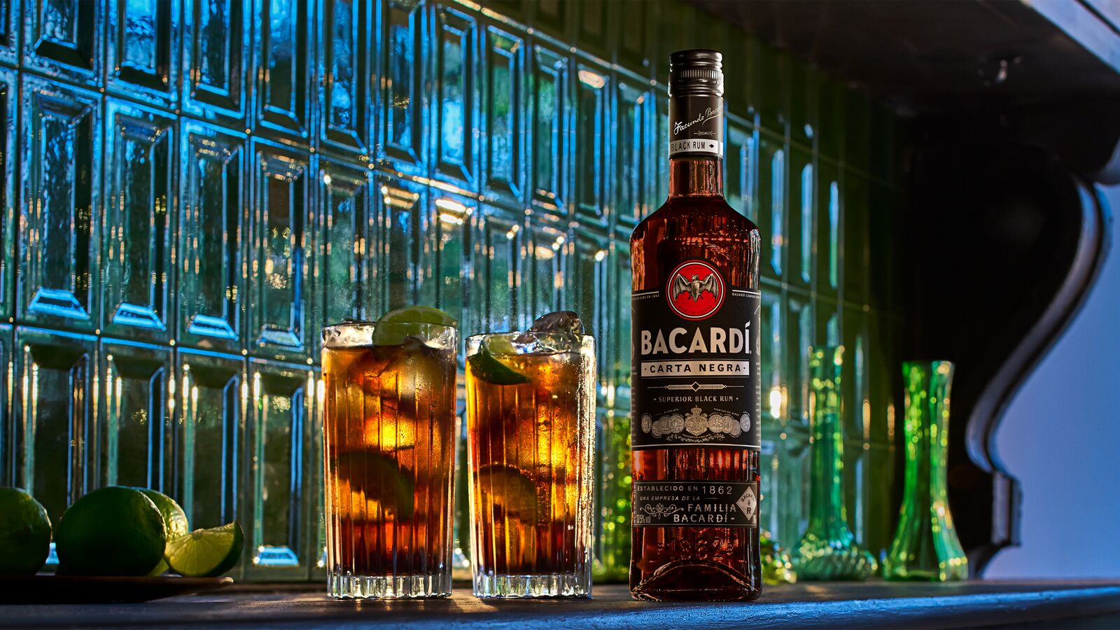 Bacardi 2er Set Carta Negra Rum 2x 0,7L (37,5% Vol) Superior Black Rum - [Enthält Sulfite]