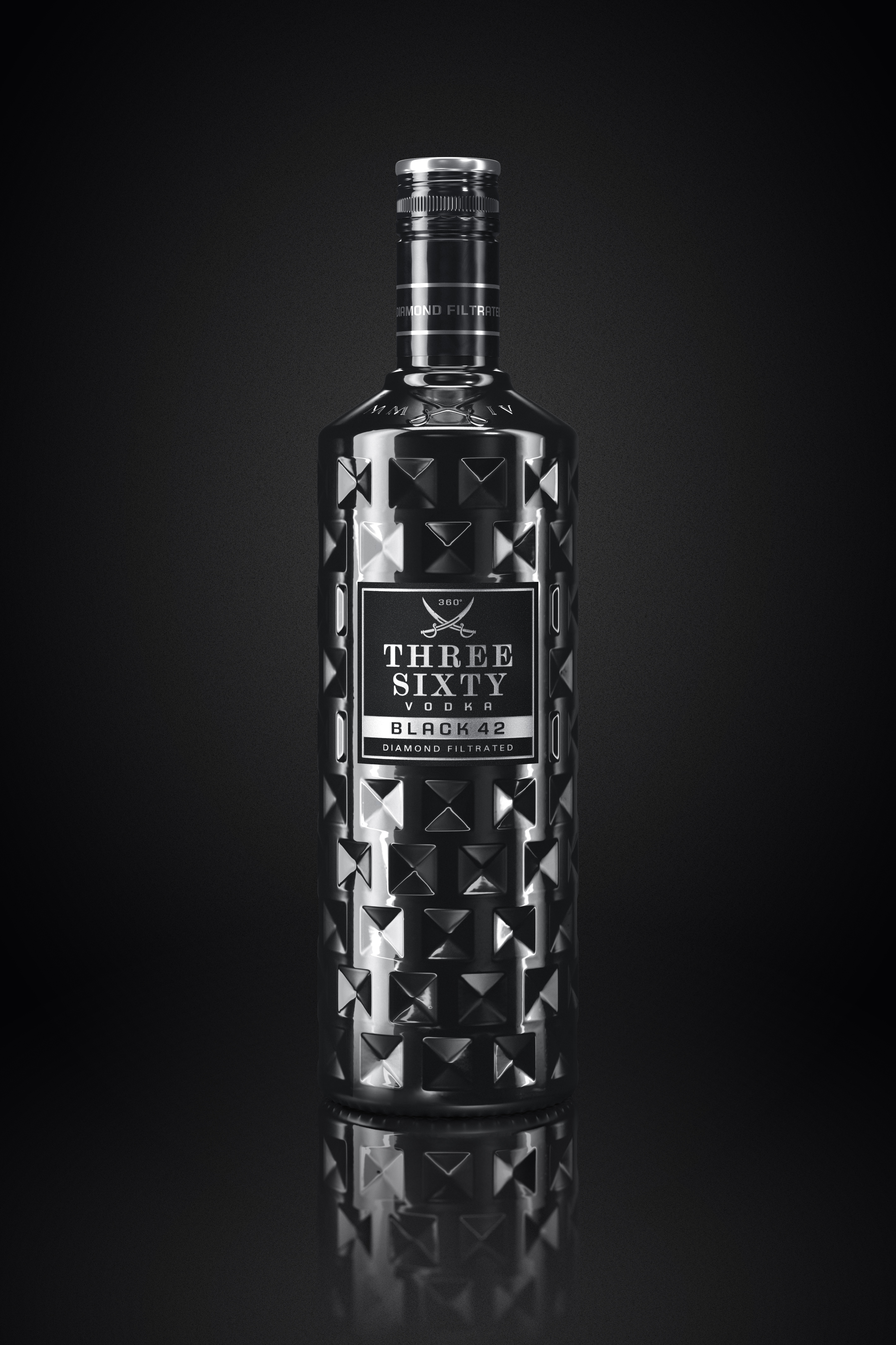 Three Sixty Black 42 Vodka 3L (42% Vol) + Pumpe + 6x Longdrink Gläser eckig -[Enthält Sulfite]